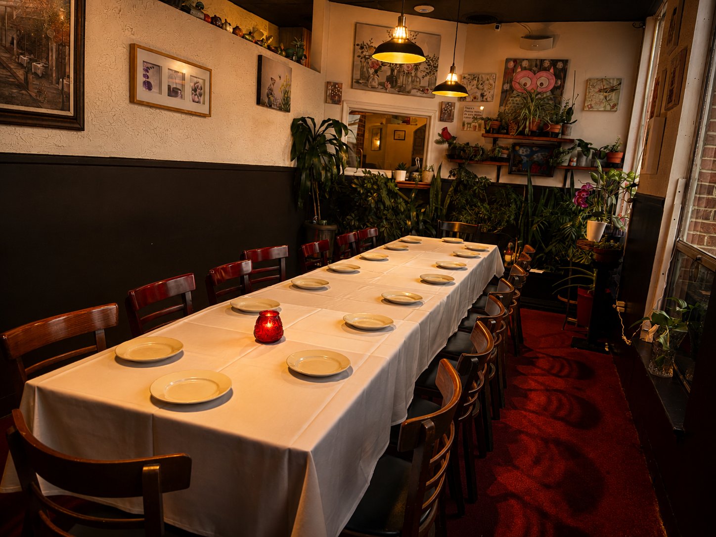 The Speakeasy private dining room at Chef Tony's.